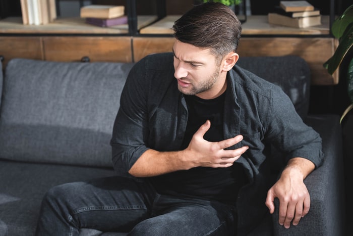 como tratar sindrome do panico homem com dor