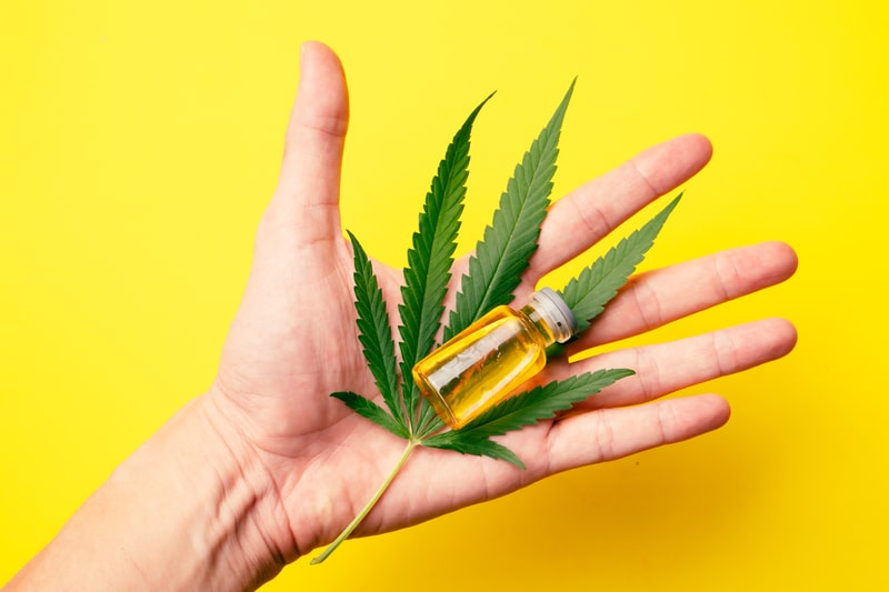 canabidiol efeitos colaterais dose