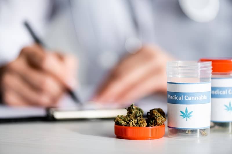 medicos que receitam canabidiol medico