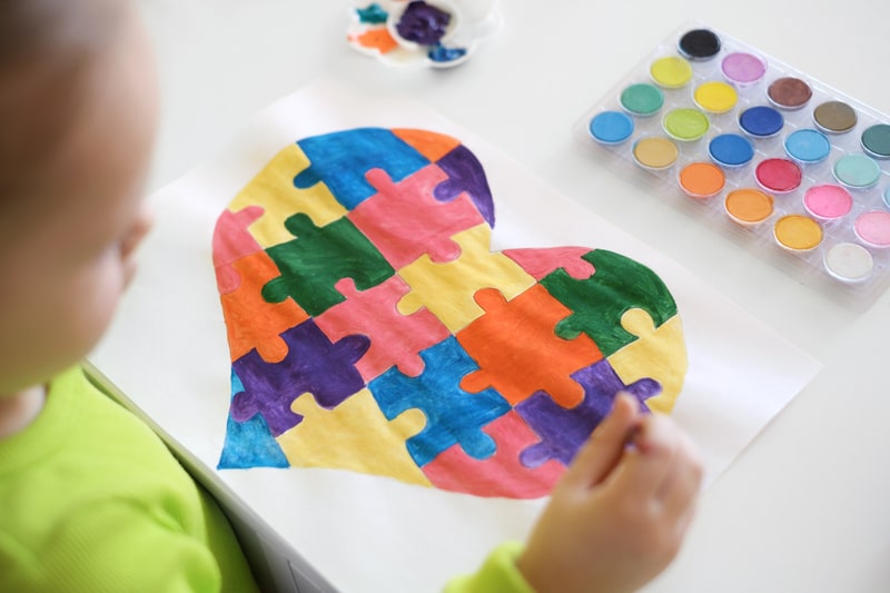 sintomas de autismo pintura