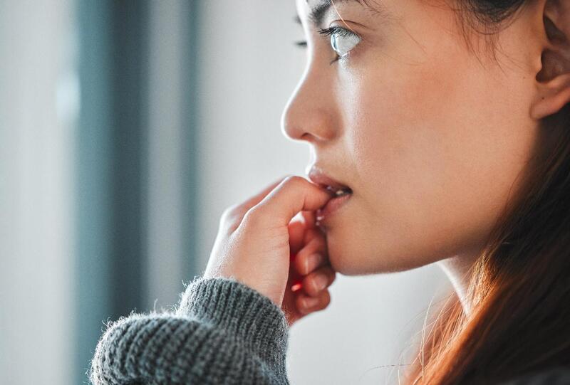 como tratar esquizofrenia mulher ansiosa