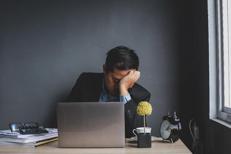 tratamento da depressao homem cansado
