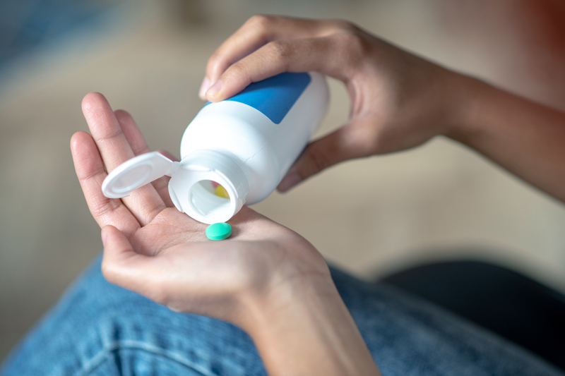 quais sao os sintomas quando parar de tomar antidepressivo por conta propria