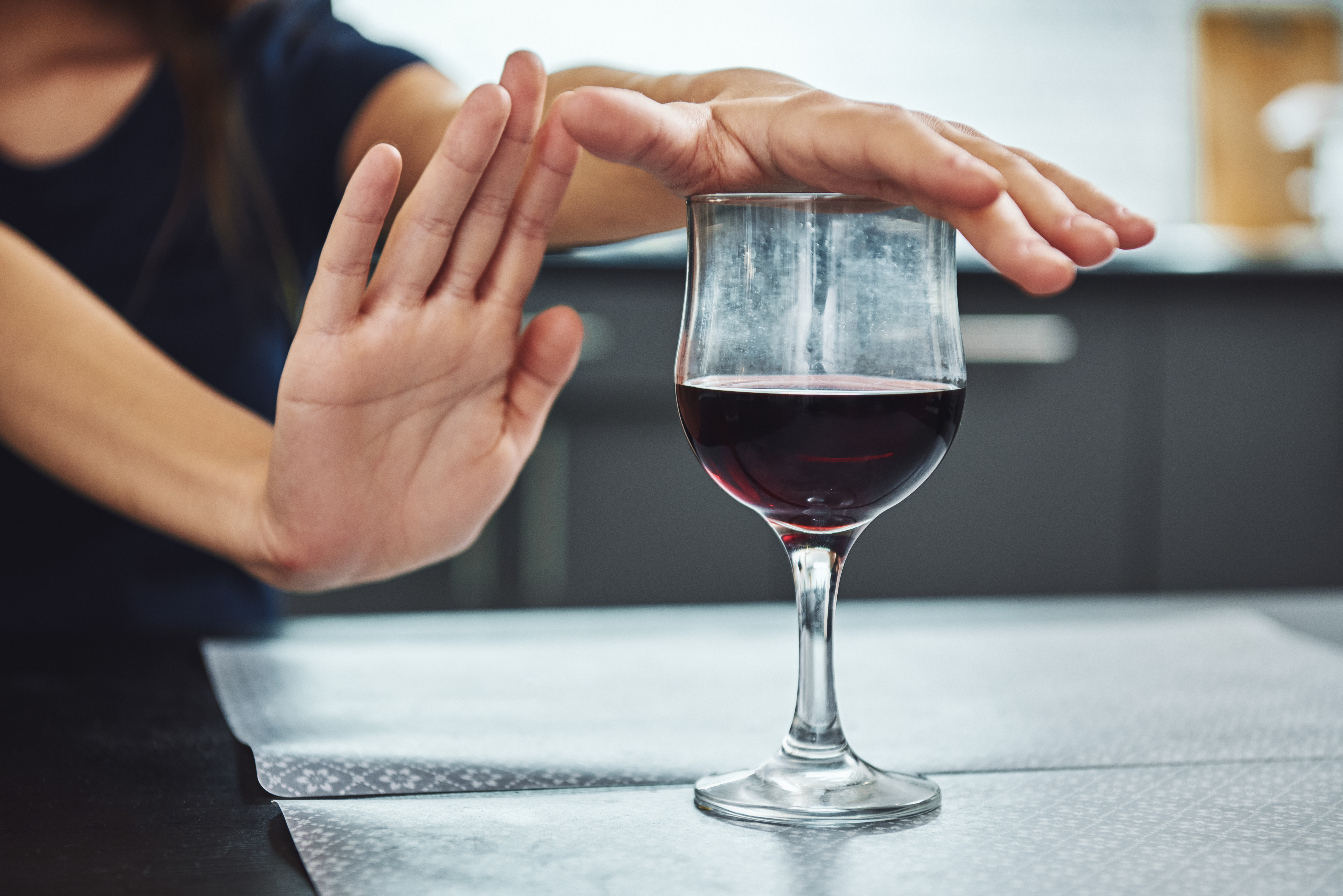 CBD pode ajudar a reduzir consumo de álcool, mostra pesquisa