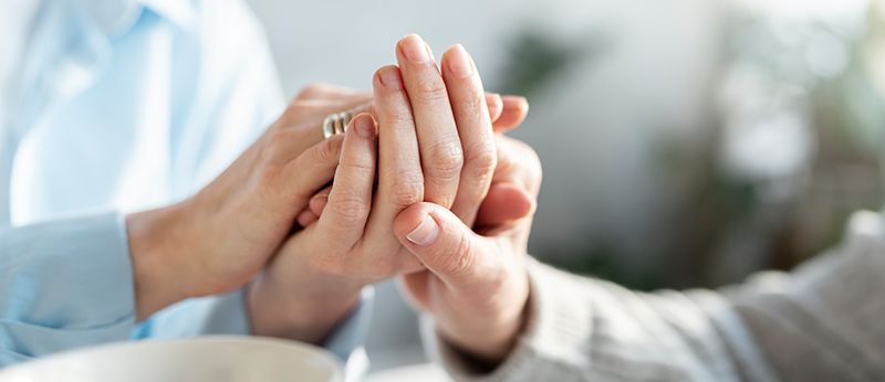 Por que o tratamento com Cannabis pode ser promissor no tremor essencial?